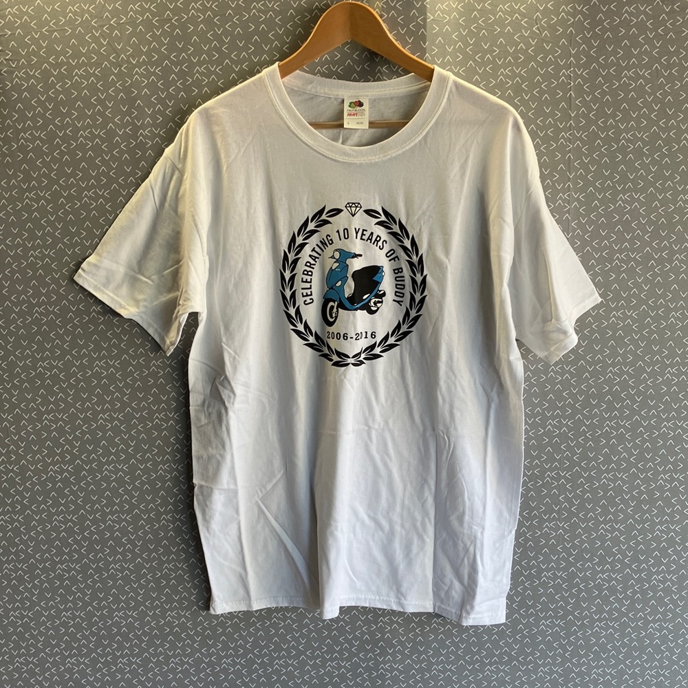 White Graphic Men's T-Shirt